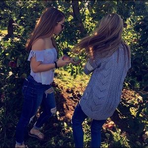 Meet your Posher, Victoria